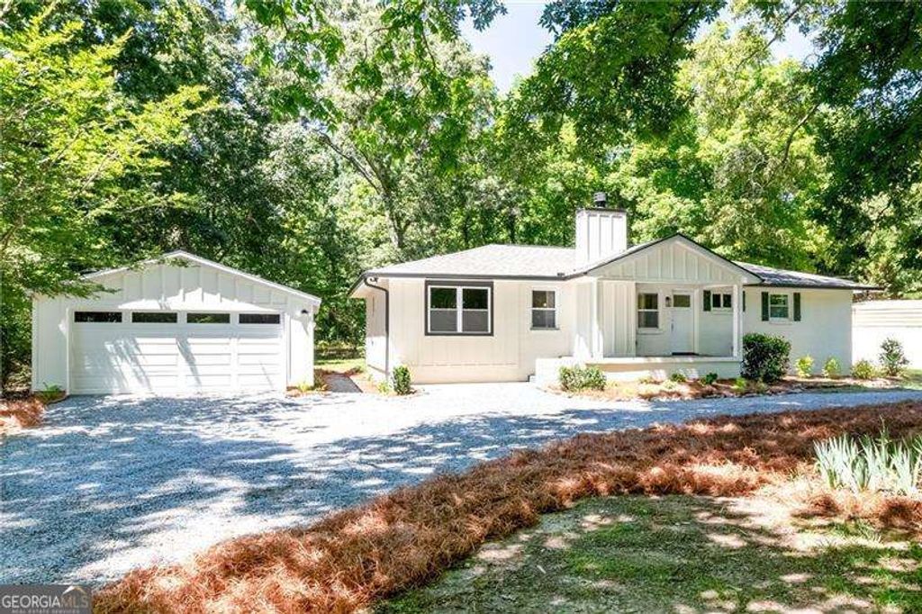 Photo of 45 E Rocky Street NE, White, GA 30184 (MLS # 10766568)