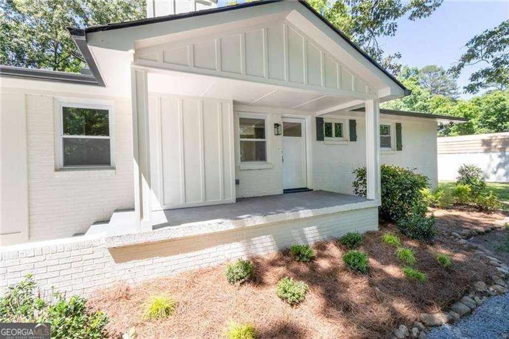 Photo of 45 E Rocky Street NE, White, GA 30184 (MLS # 10766568)