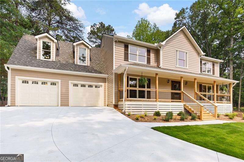 3702 Running Fox DR