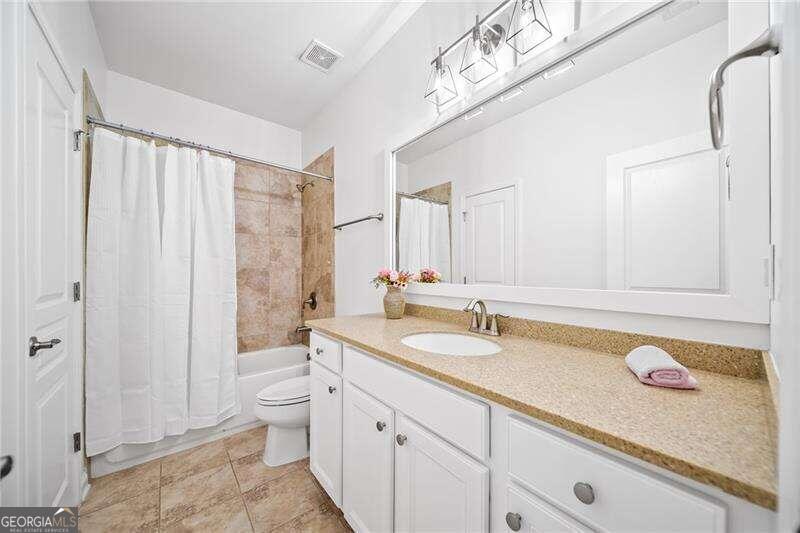 Photo 58 of 83 of 4055 Roberts Crest LN house