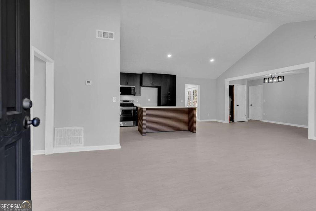 Photo of 6807 Shangrila Way, Riverdale, GA 30296 (MLS # 10713056)