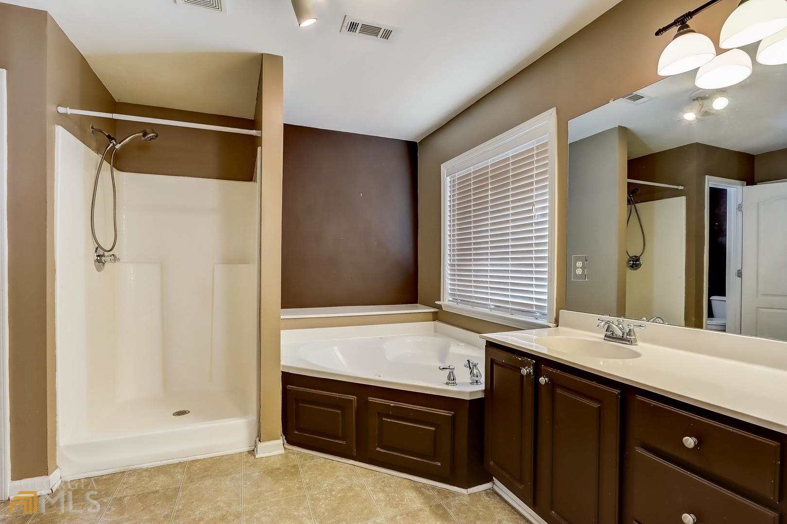 MOUNTAIN BROOK VILAG - Residential