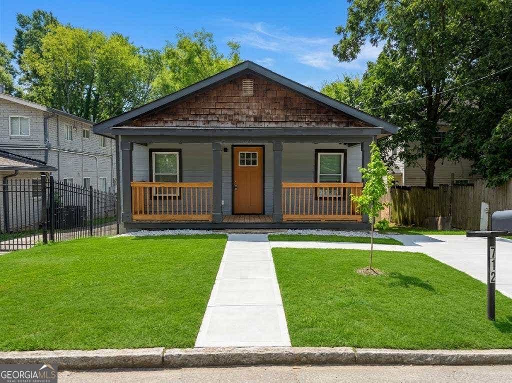 Photo of 712 North Avenue NW, Atlanta, GA 30318 (MLS # 10828468)