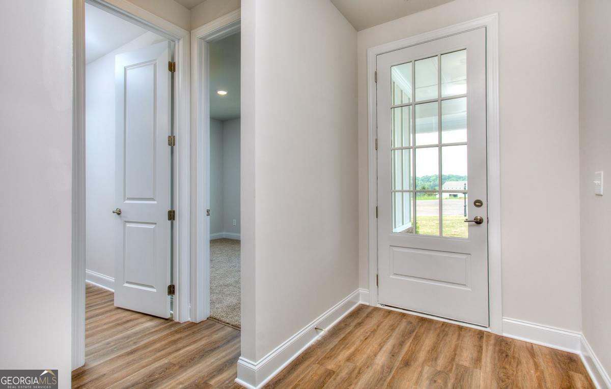 127 Swallowtail LN