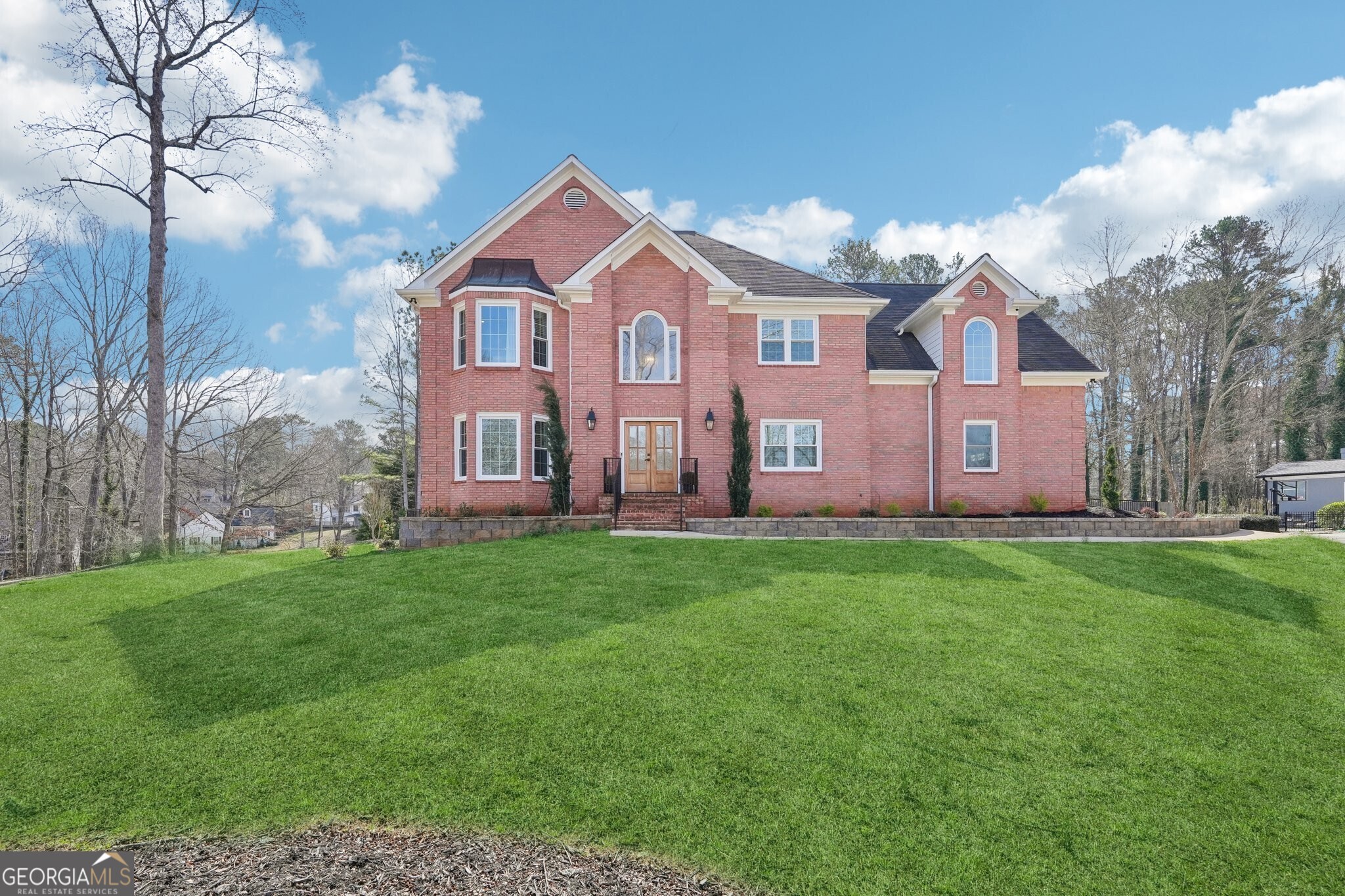 1600 Spring Arbor CT SW