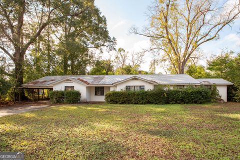Photo of 2109 NEAL St, WAYCROSS, GA 31503 (MLS # 10657130)