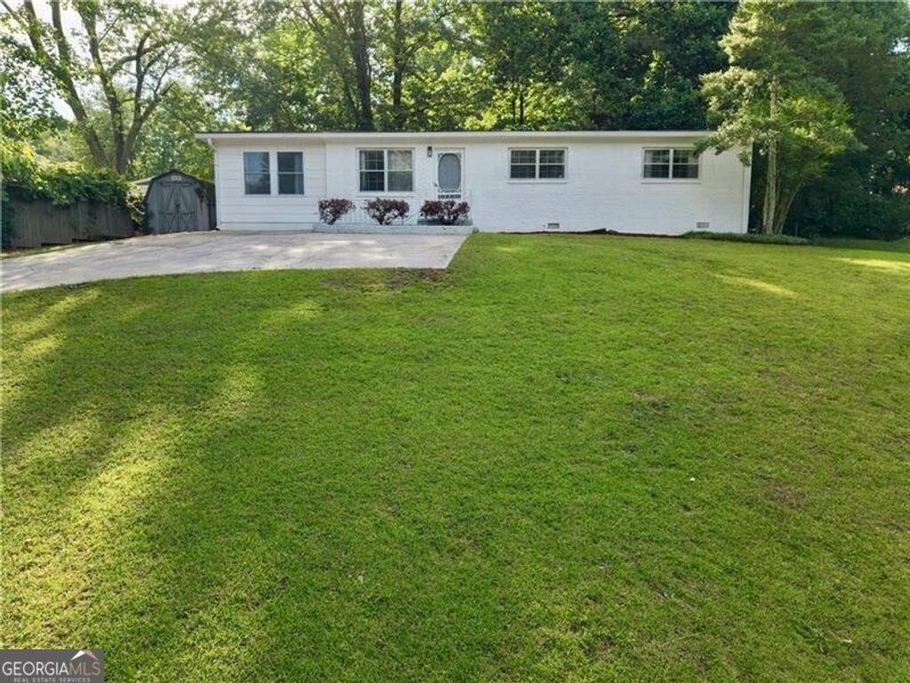Photo of 5001 Park Lane NW, Kennesaw, GA 30144 (MLS # 10769881)