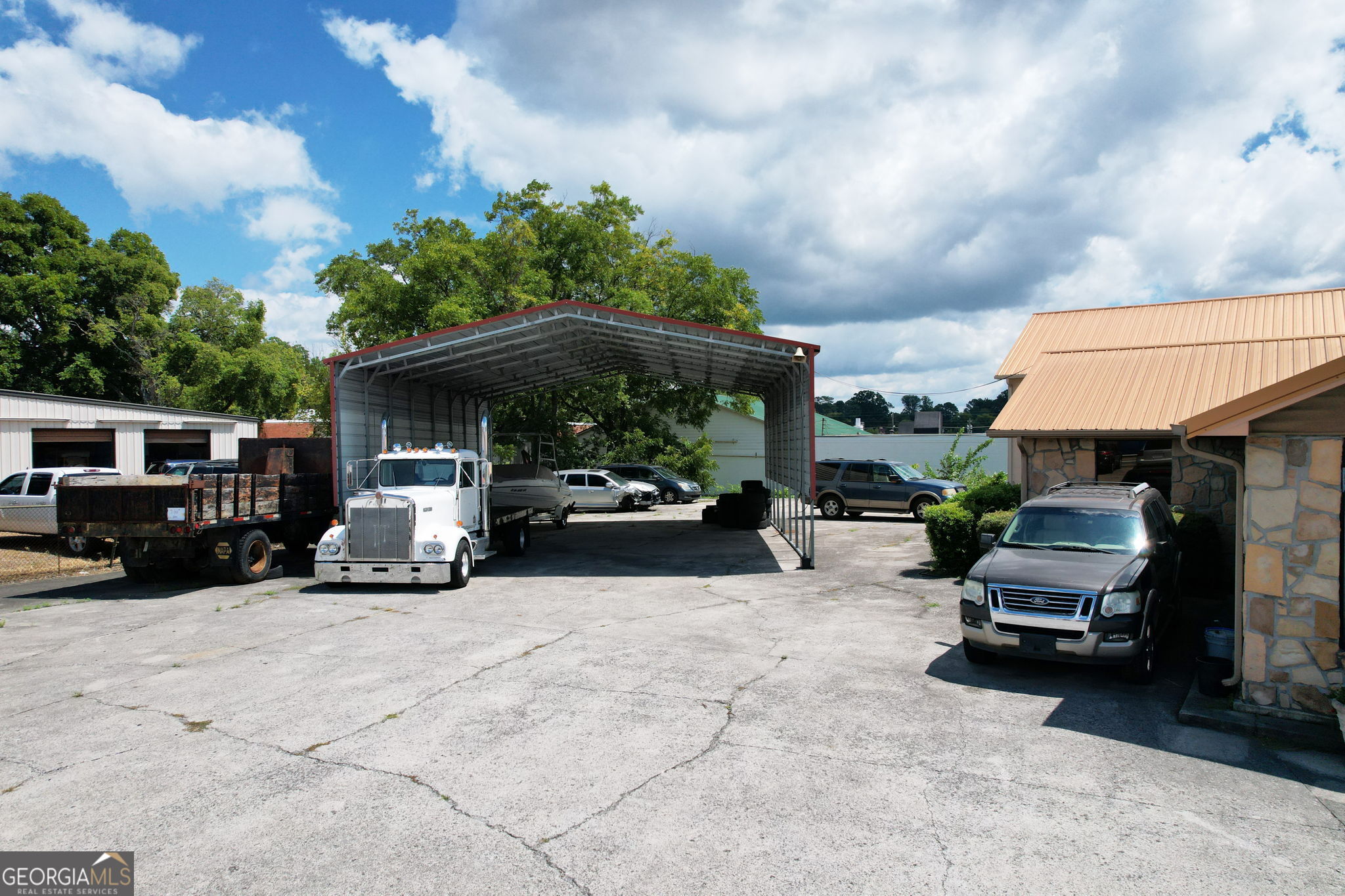 608 N Glenwood