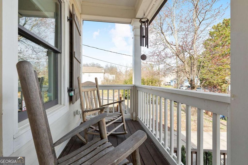 Photo of 112 Wesley Avenue NE, Atlanta, GA 30307 (MLS # 10709003)