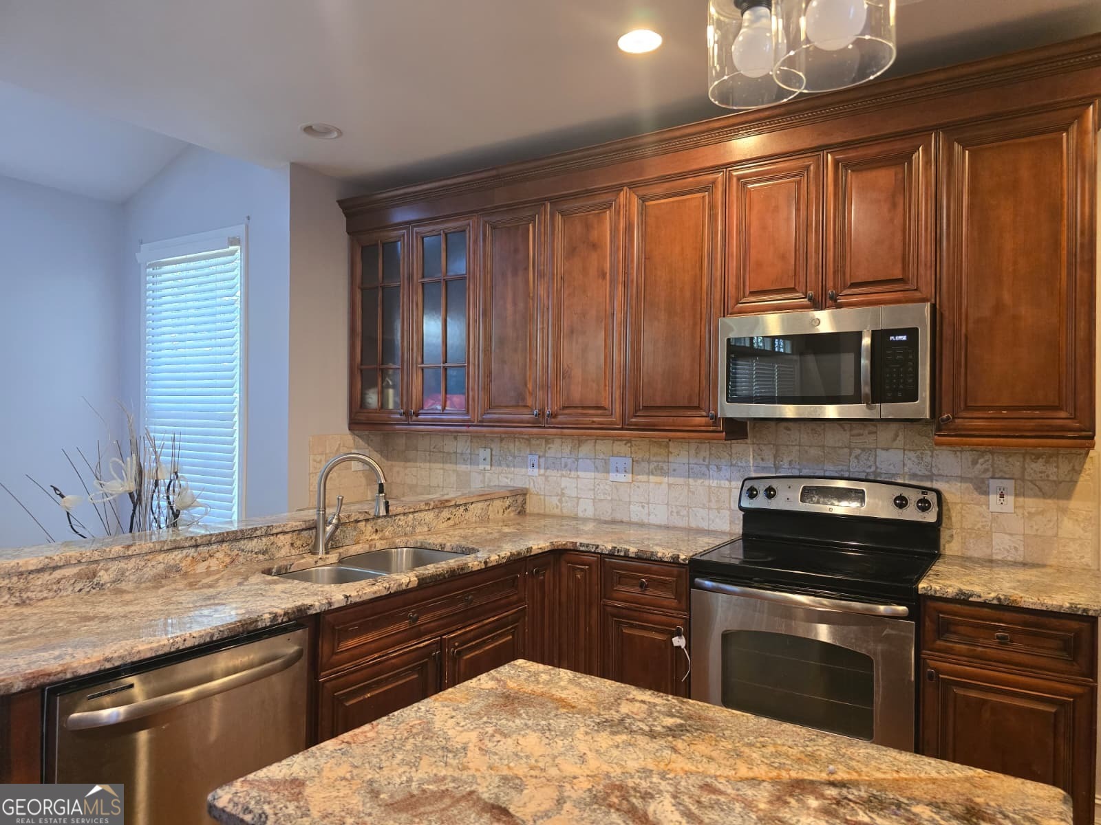 232 Spalding Gates DR