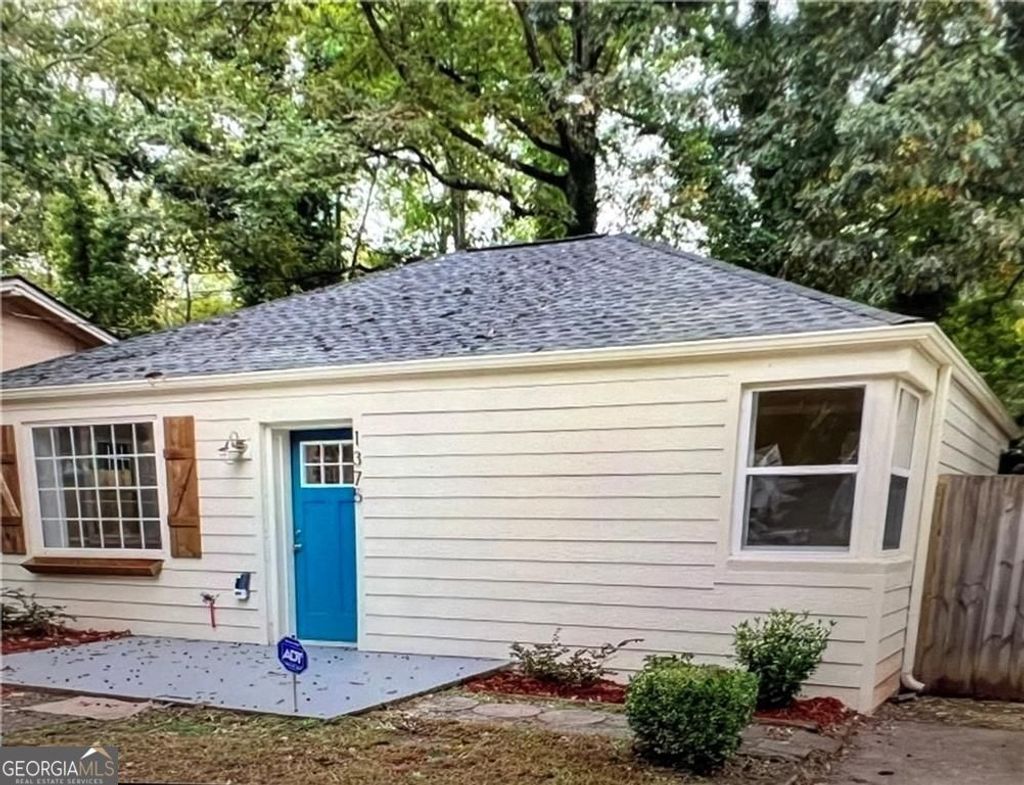 Photo of 1375 Graymont Drive, Atlanta, GA 30310 (MLS # 10755807)
