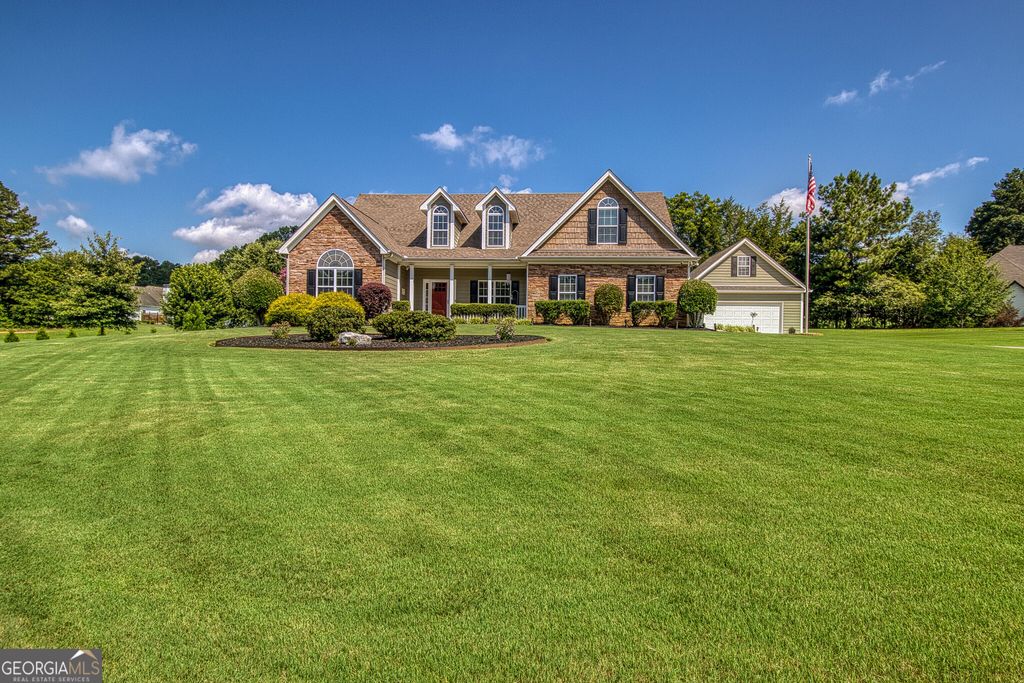 Photo of 118 Willow Bend Cir, Senoia, GA 30276 (MLS # 10801582)