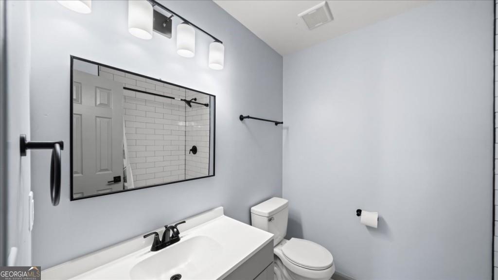 Doraville, Georgia 30340, United States, 2 Bedrooms Bedrooms, ,3 BathroomsBathrooms,Residential,Pending,119147