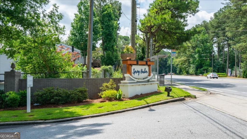 Doraville, Georgia 30340, United States, 2 Bedrooms Bedrooms, ,3 BathroomsBathrooms,Residential,Pending,119147