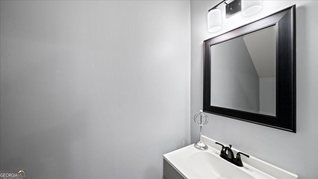 Doraville, Georgia 30340, United States, 2 Bedrooms Bedrooms, ,3 BathroomsBathrooms,Residential,Pending,119147