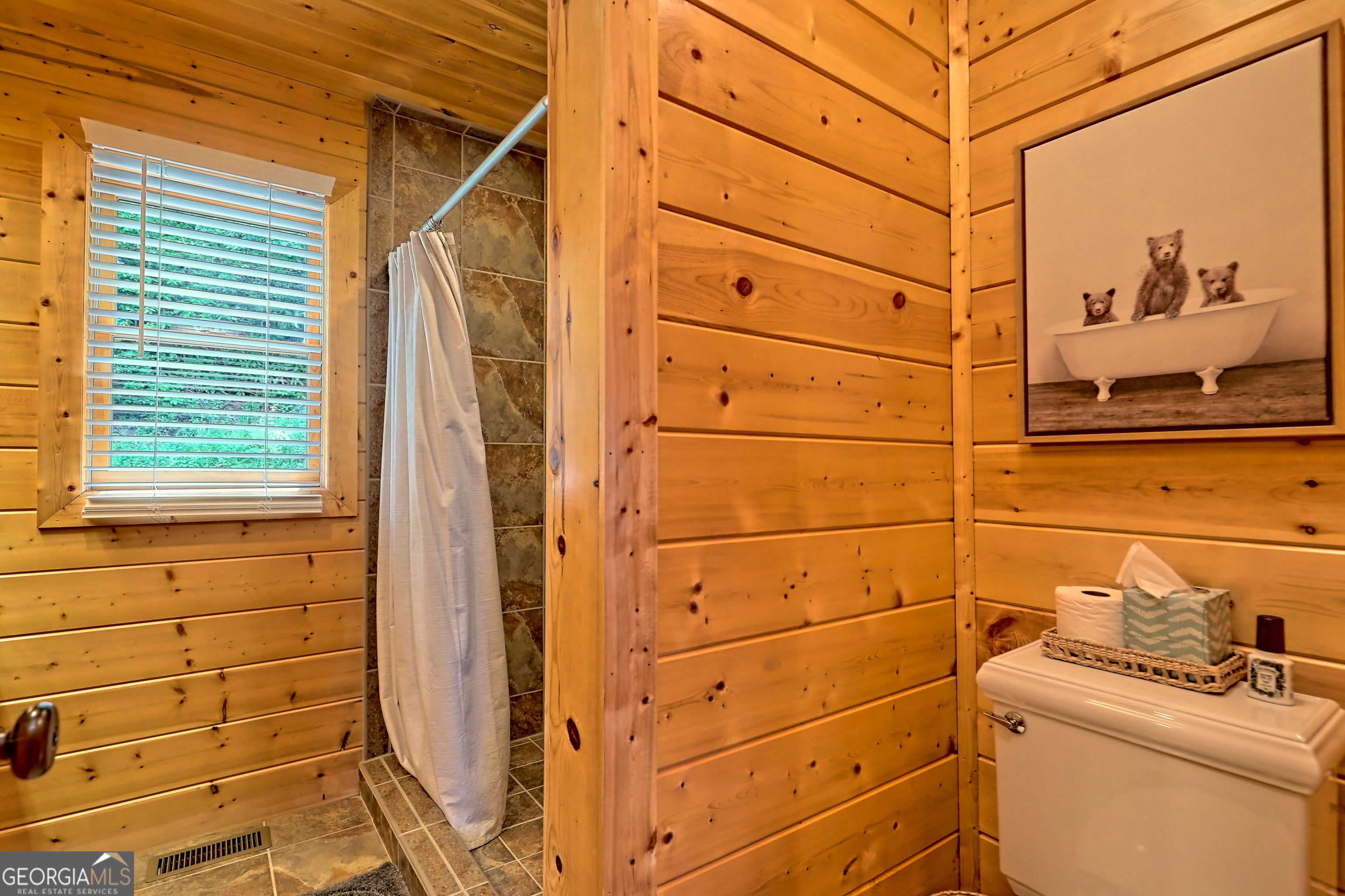 Clayton, Georgia 30525, United States, 3 Bedrooms Bedrooms, ,3 BathroomsBathrooms,Residential,Active,16095