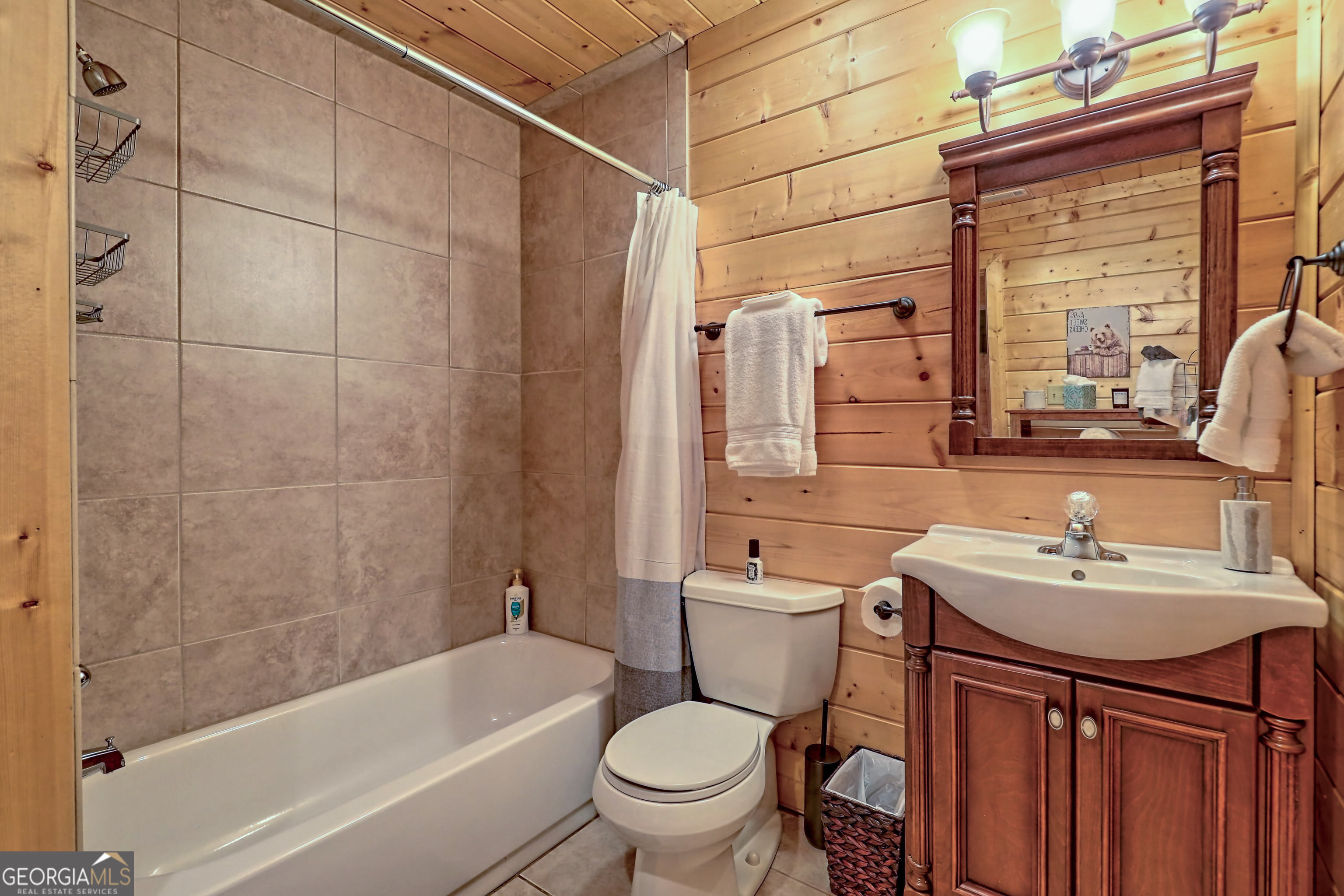 Clayton, Georgia 30525, United States, 3 Bedrooms Bedrooms, ,3 BathroomsBathrooms,Residential,Active,16095