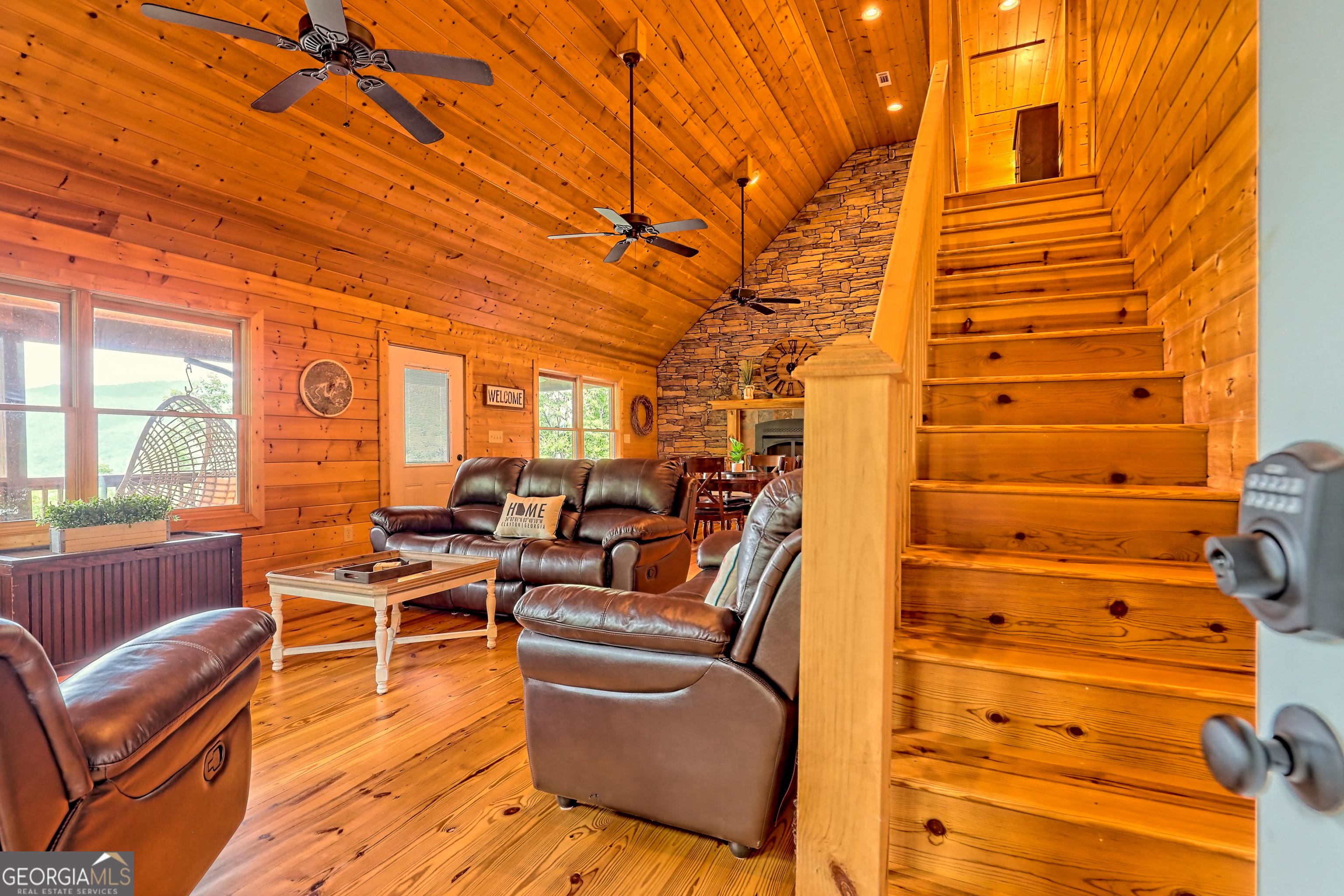 Clayton, Georgia 30525, United States, 3 Bedrooms Bedrooms, ,3 BathroomsBathrooms,Residential,Active,16095