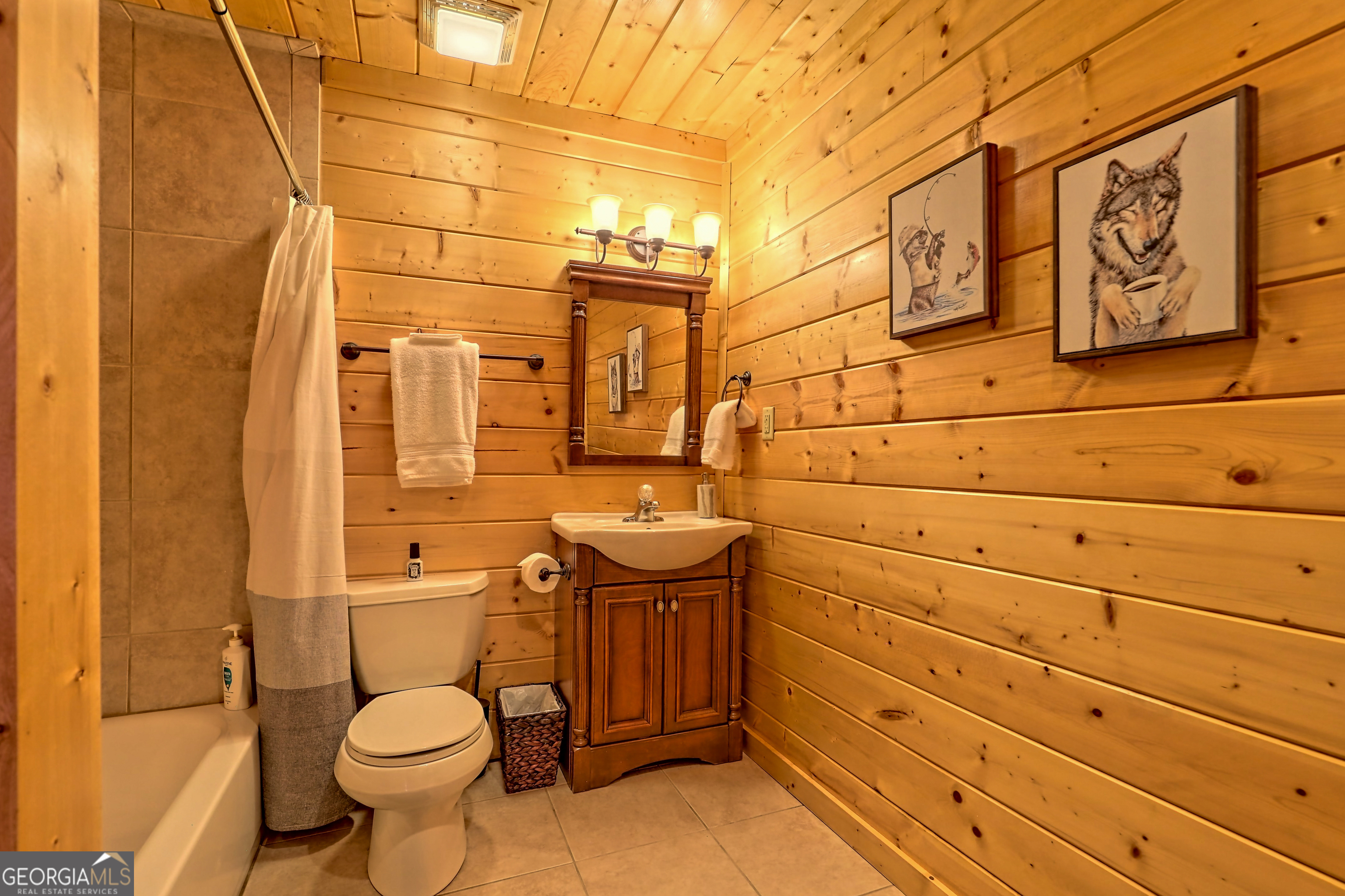 Clayton, Georgia 30525, United States, 3 Bedrooms Bedrooms, ,3 BathroomsBathrooms,Residential,Active,16095