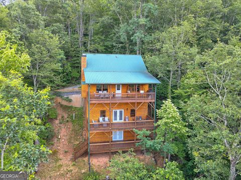 672 Screamer DR Clayton GA 30525
