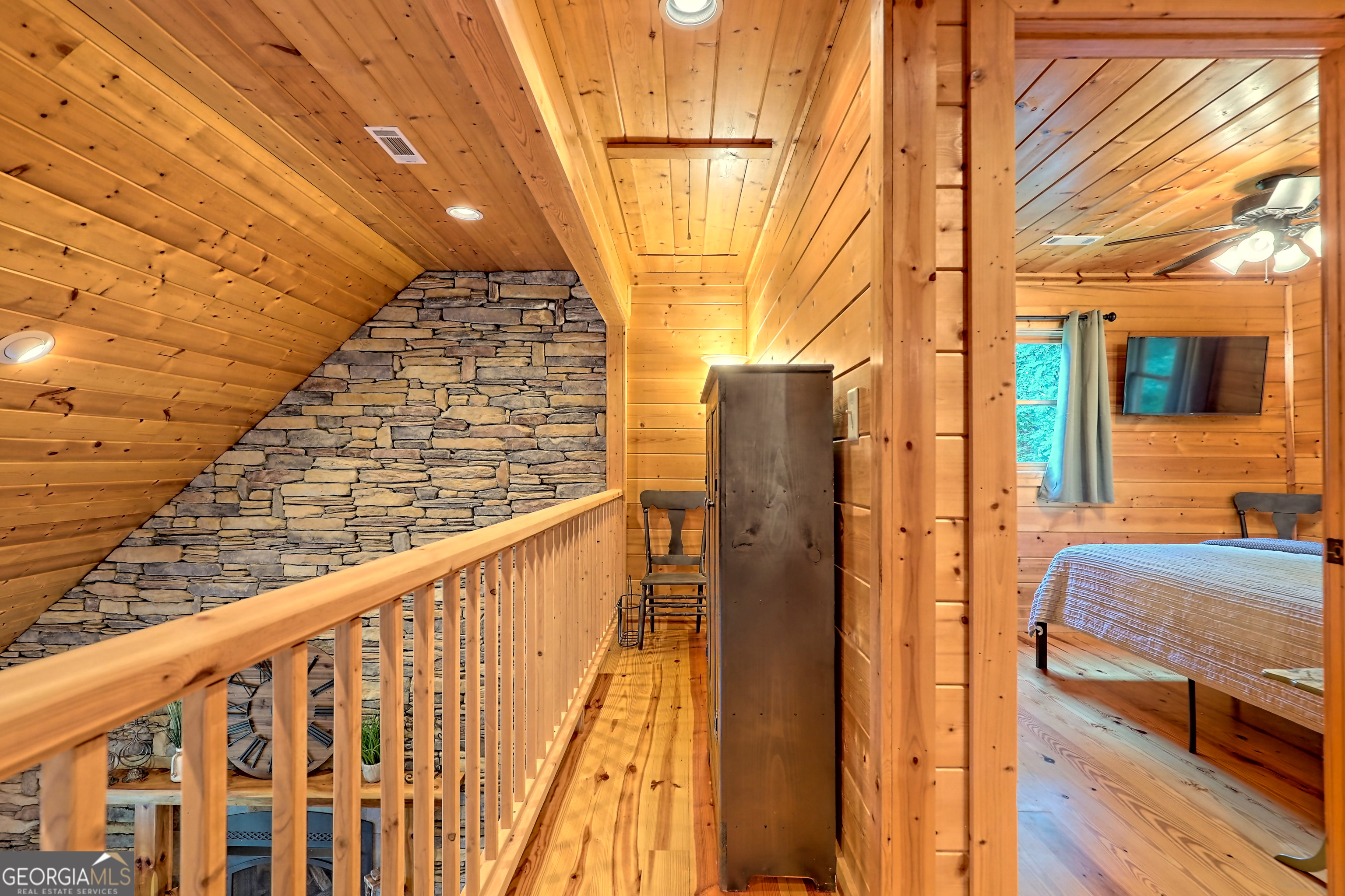 Clayton, Georgia 30525, United States, 3 Bedrooms Bedrooms, ,3 BathroomsBathrooms,Residential,Active,16095