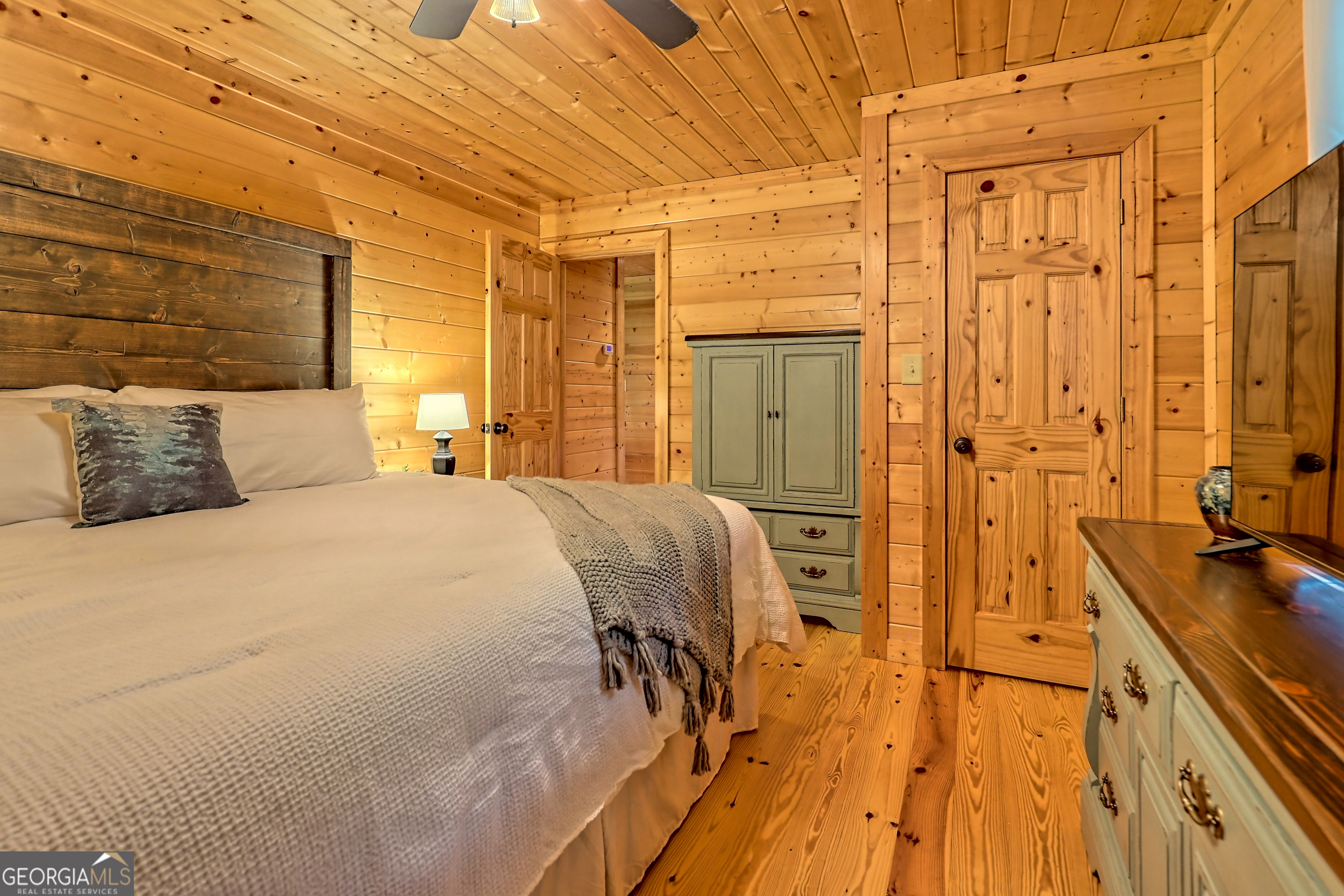 Clayton, Georgia 30525, United States, 3 Bedrooms Bedrooms, ,3 BathroomsBathrooms,Residential,Active,16095