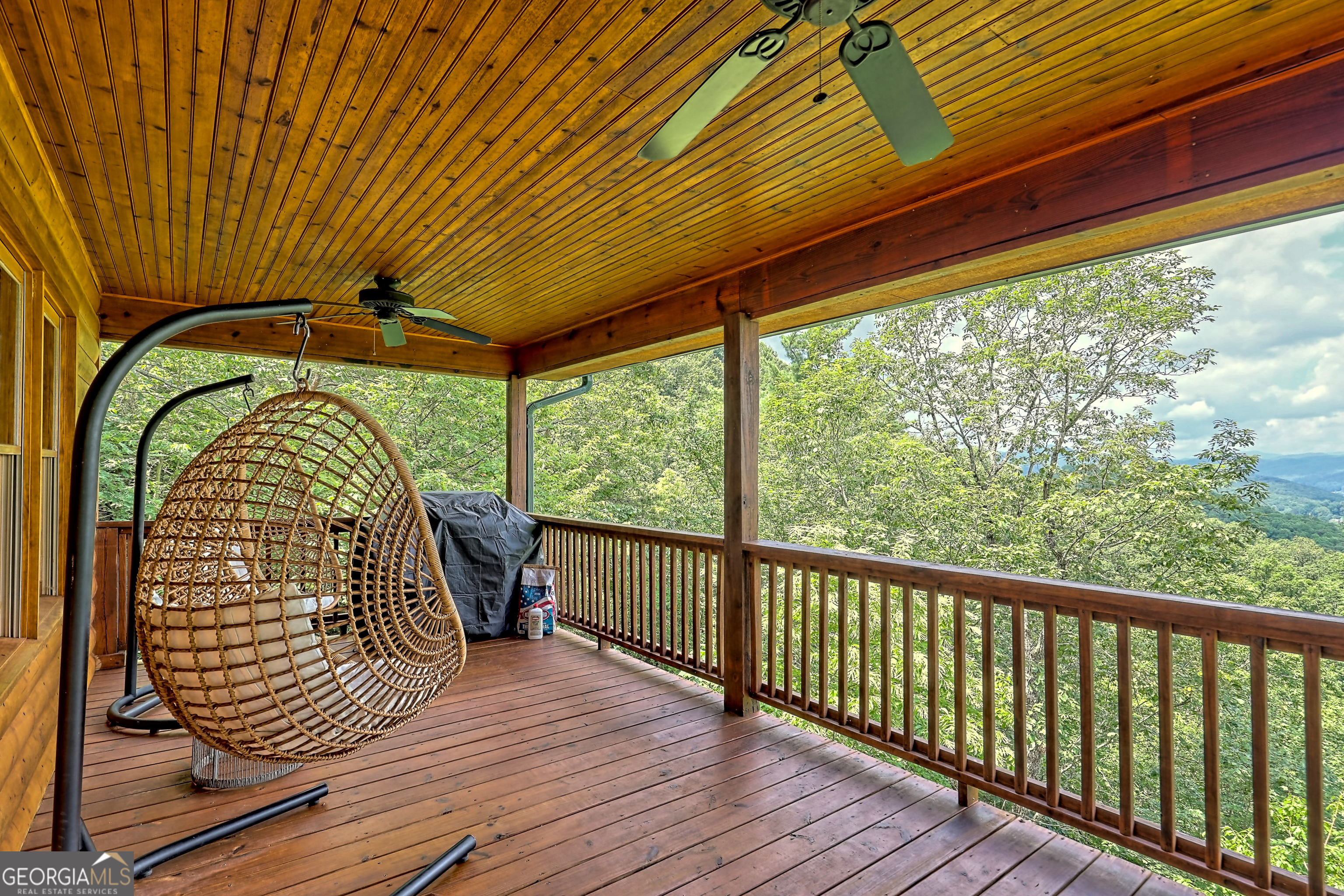 Clayton, Georgia 30525, United States, 3 Bedrooms Bedrooms, ,3 BathroomsBathrooms,Residential,Active,16095