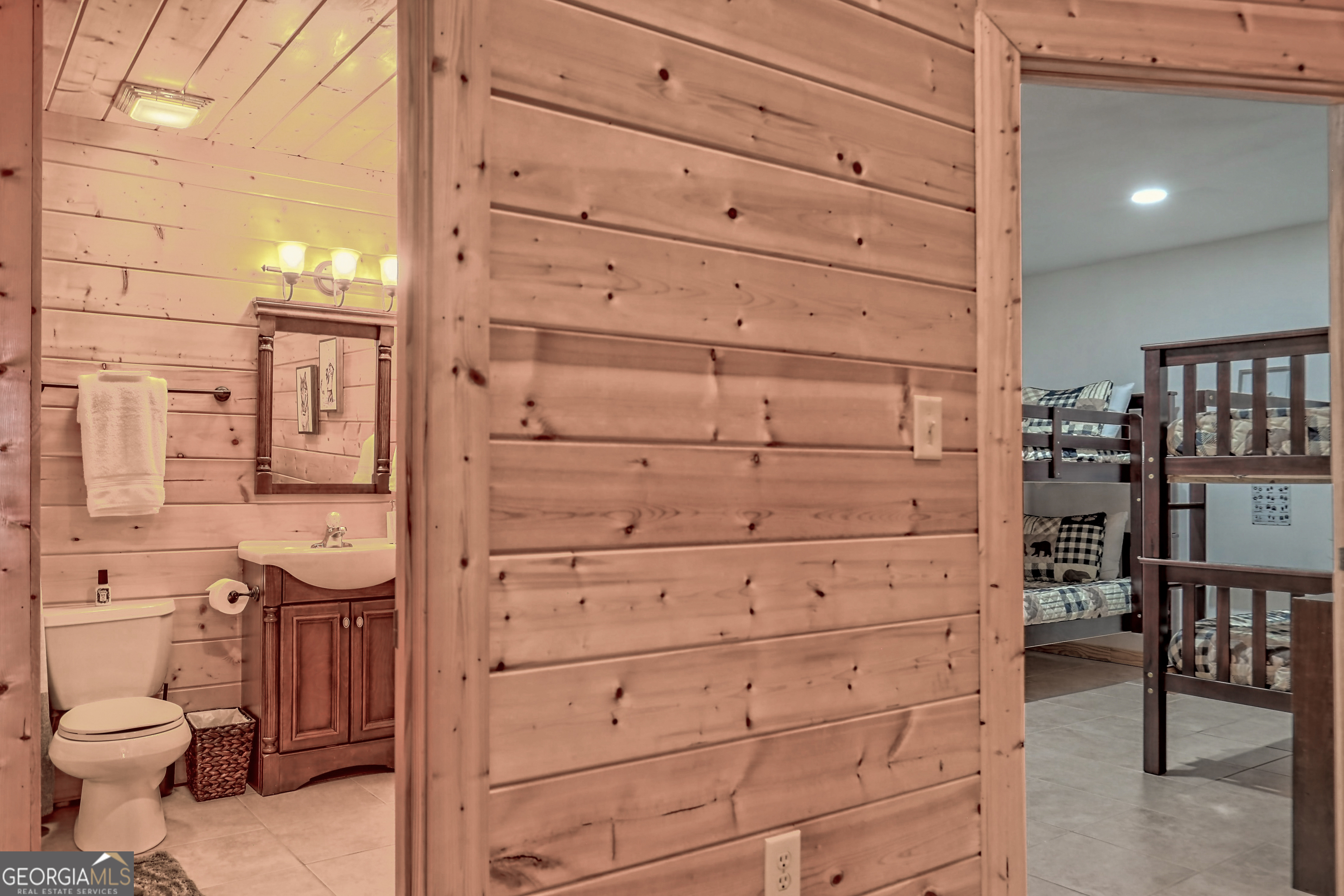 Clayton, Georgia 30525, United States, 3 Bedrooms Bedrooms, ,3 BathroomsBathrooms,Residential,Active,16095