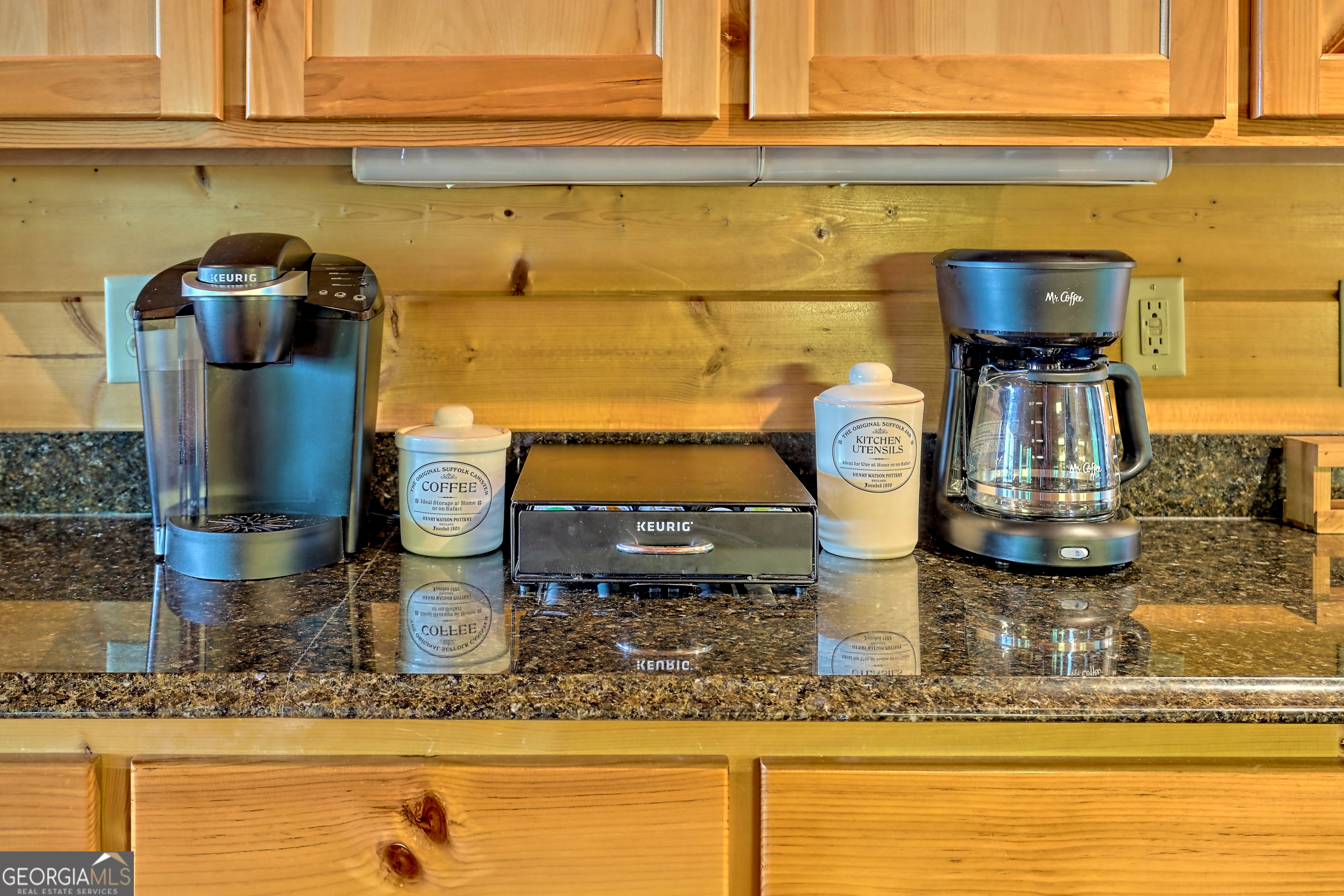 Clayton, Georgia 30525, United States, 3 Bedrooms Bedrooms, ,3 BathroomsBathrooms,Residential,Active,16095