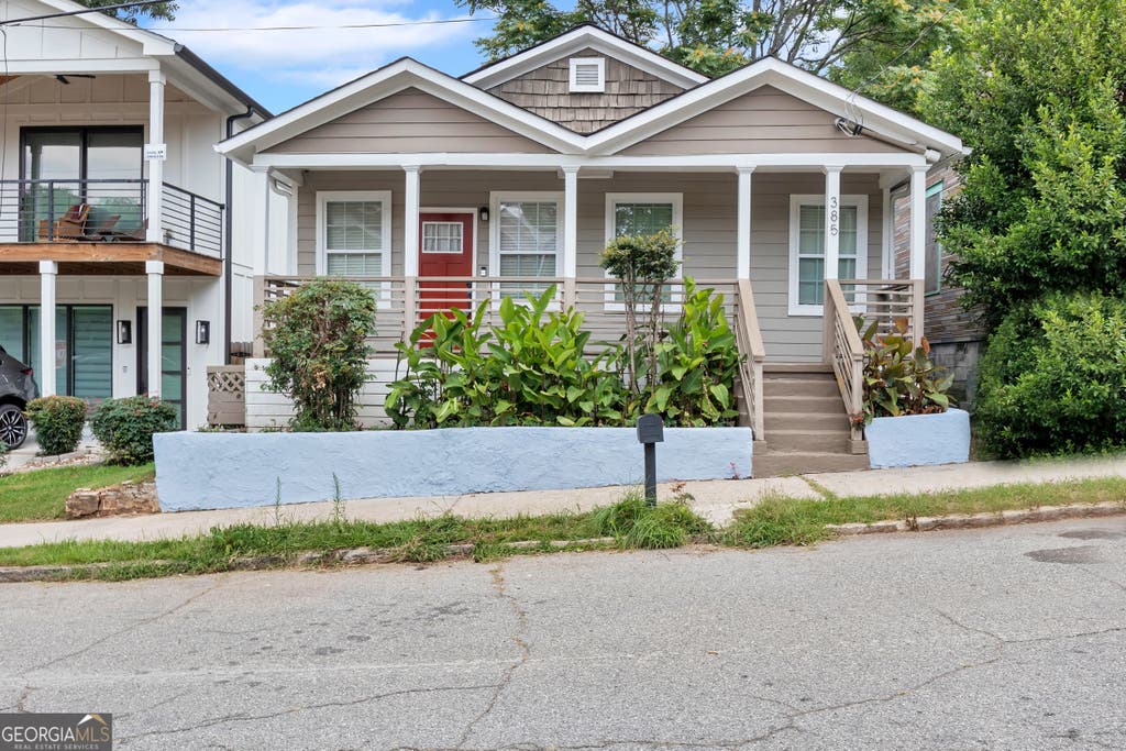 Photo of 385 Arthur Street SW, Atlanta, GA 30310 (MLS # 10797345)