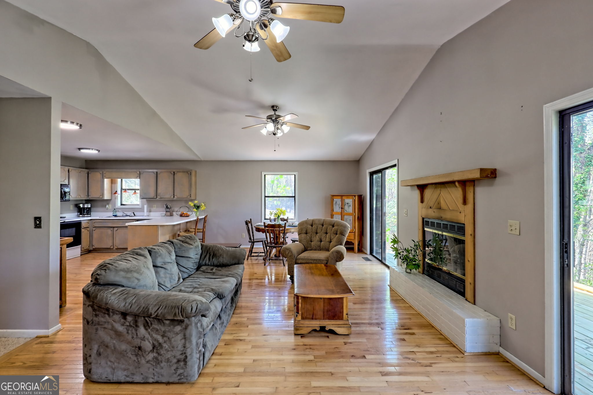 Tiger, Georgia 30576, United States, 3 Bedrooms Bedrooms, ,2 BathroomsBathrooms,Residential,Active,108238