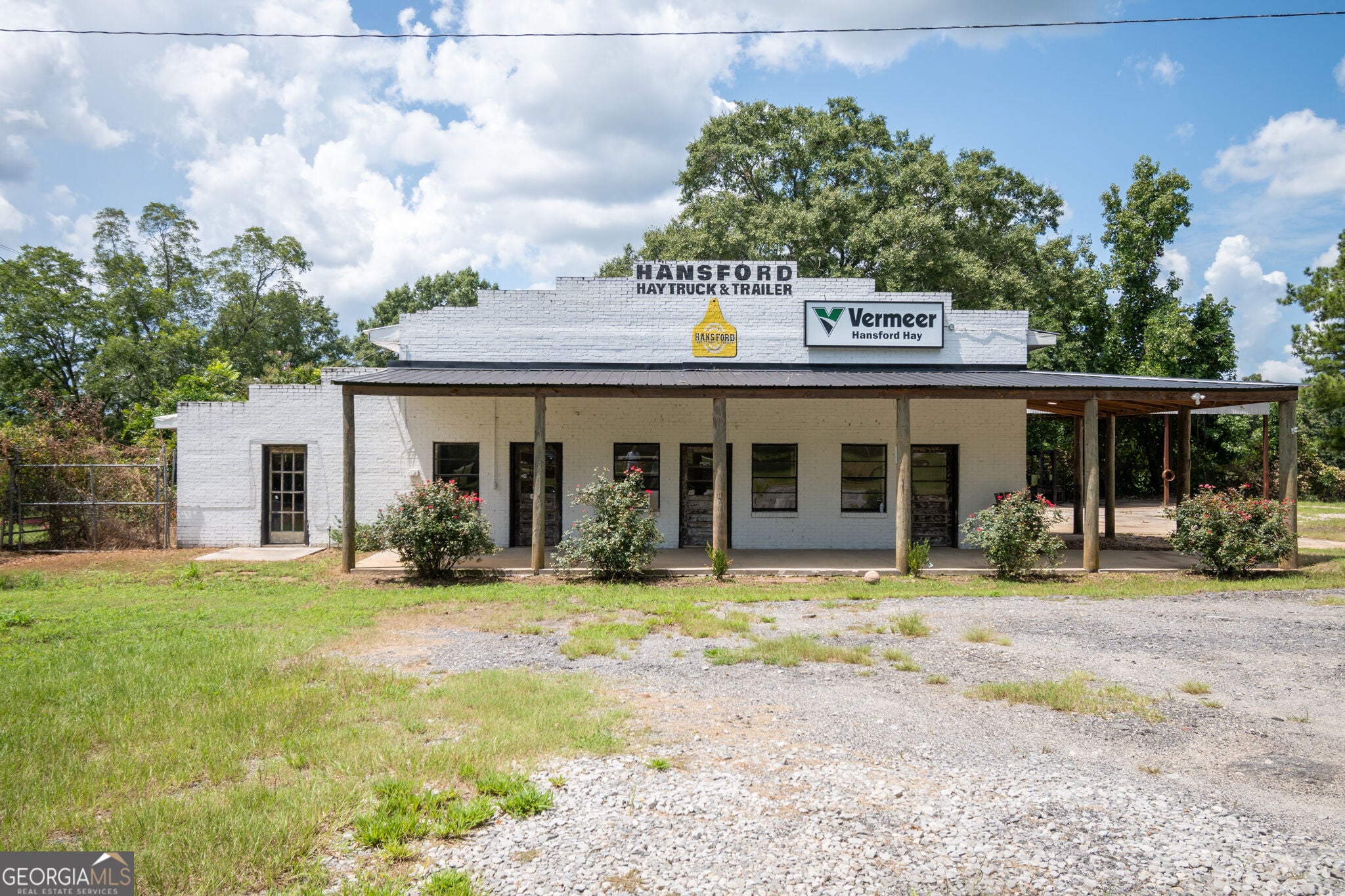 557 W Main ST