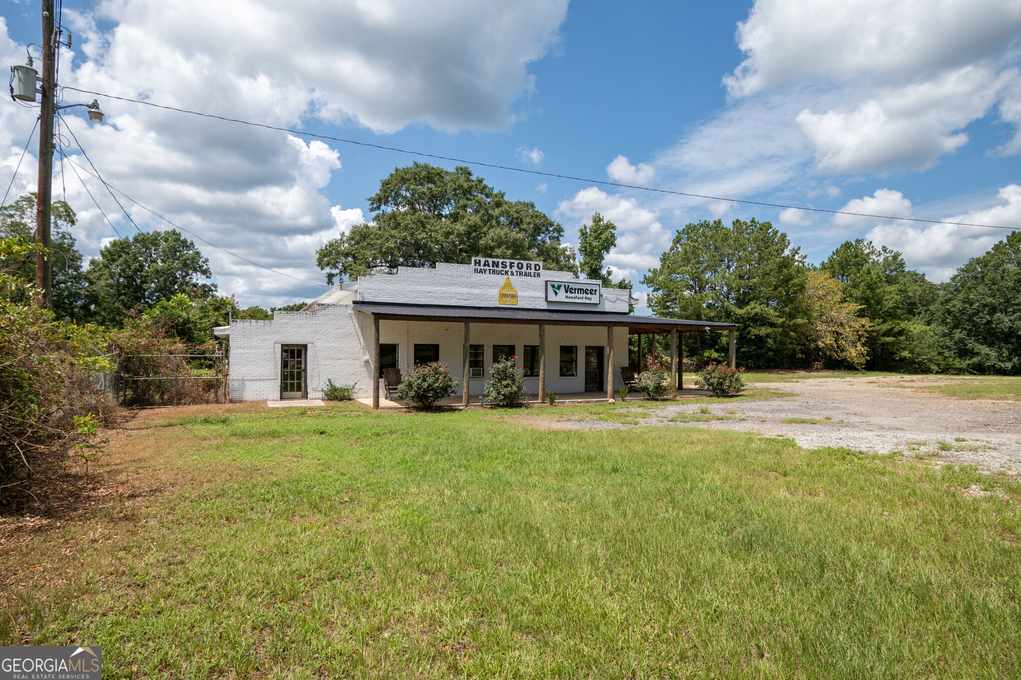 557 W Main ST