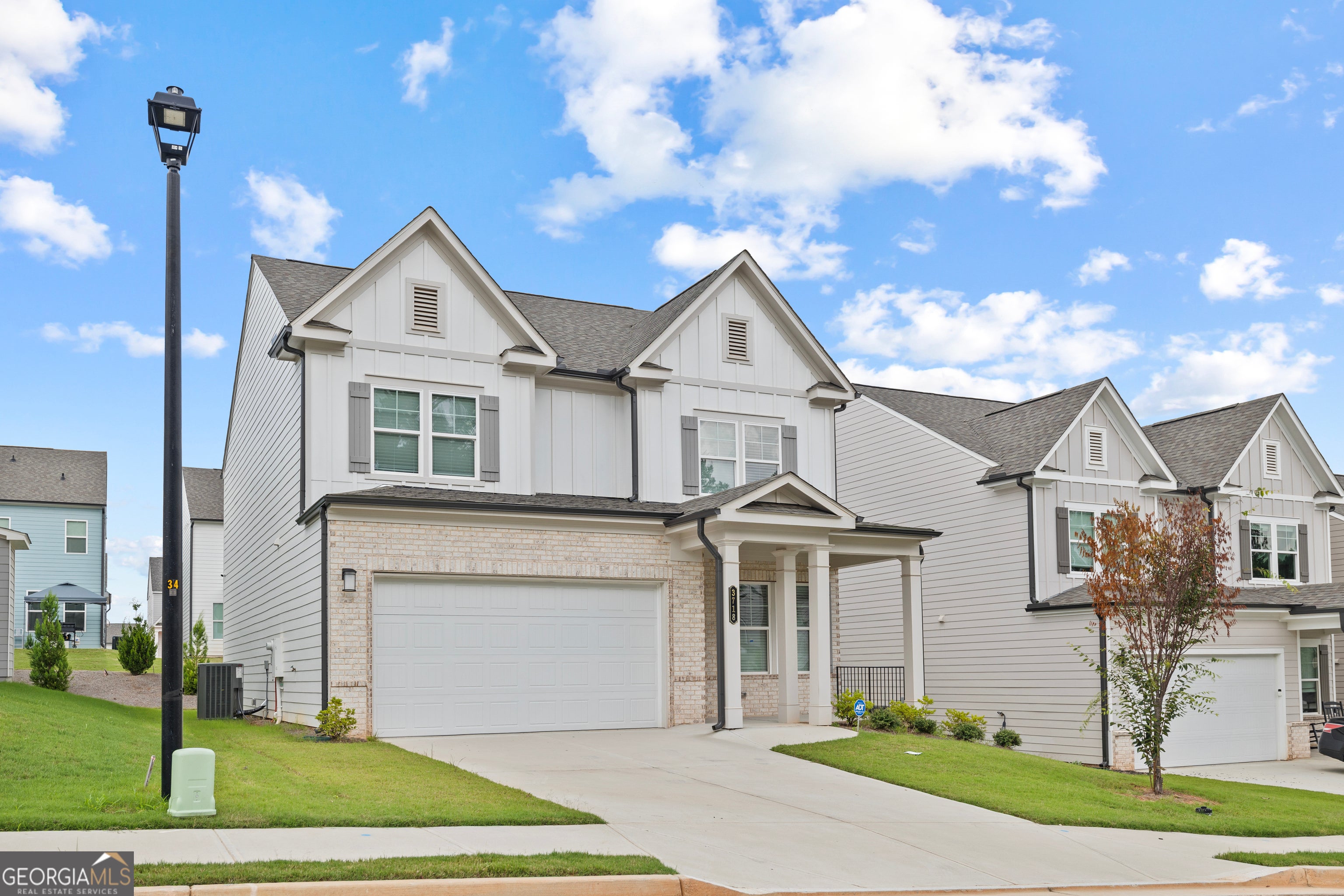 3718 Annsbury CT
