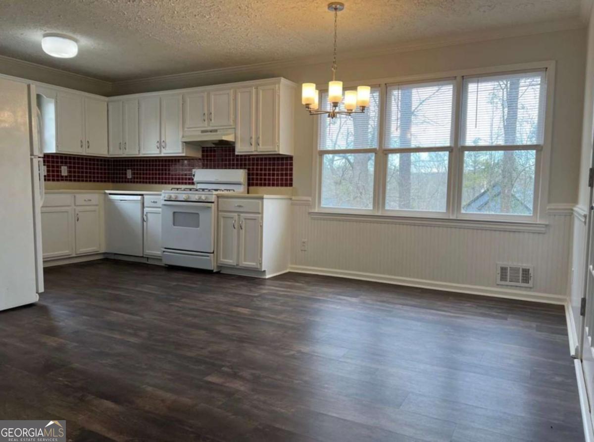 603 Butler CT