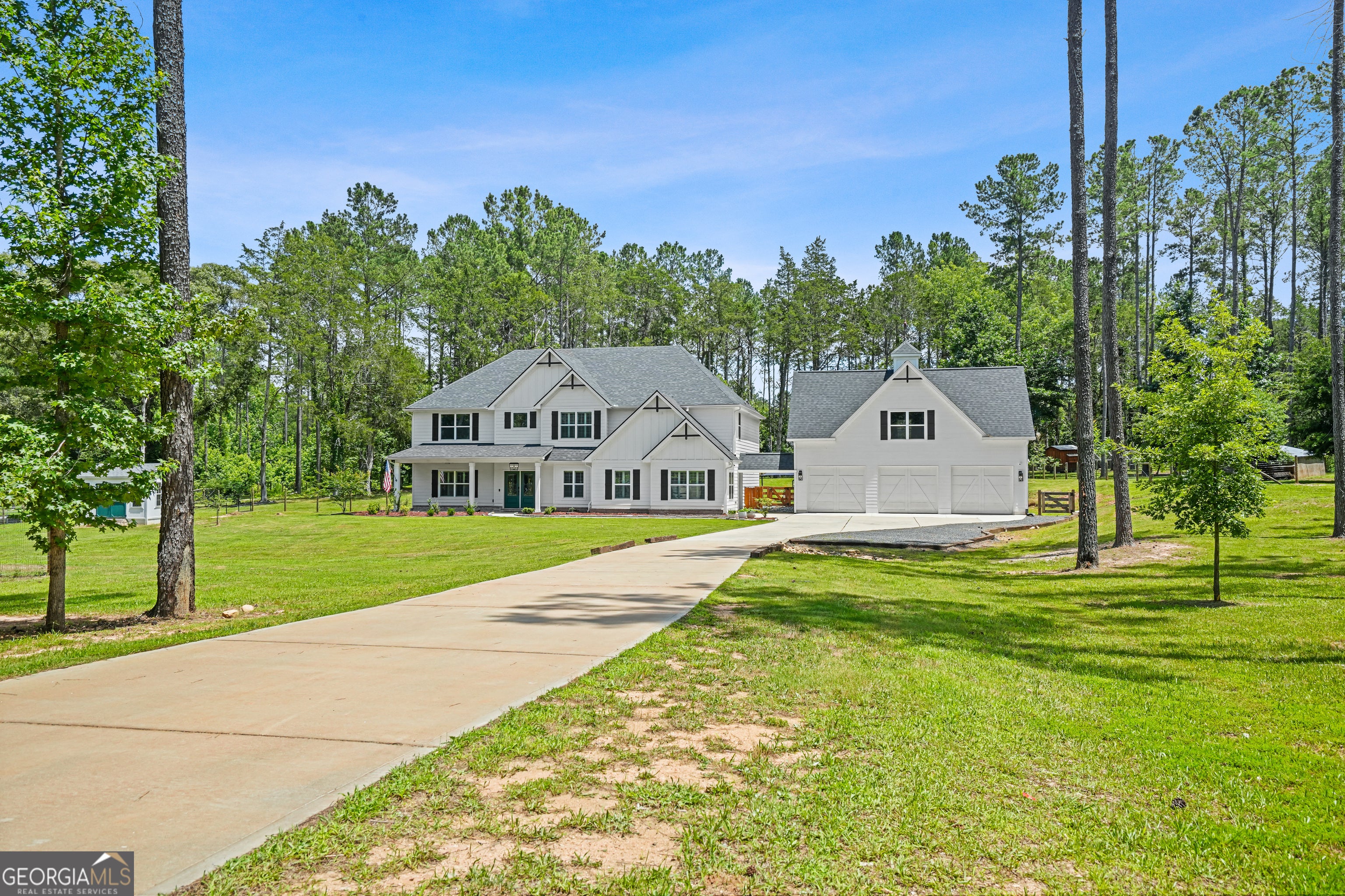 695 Dead Oak RD