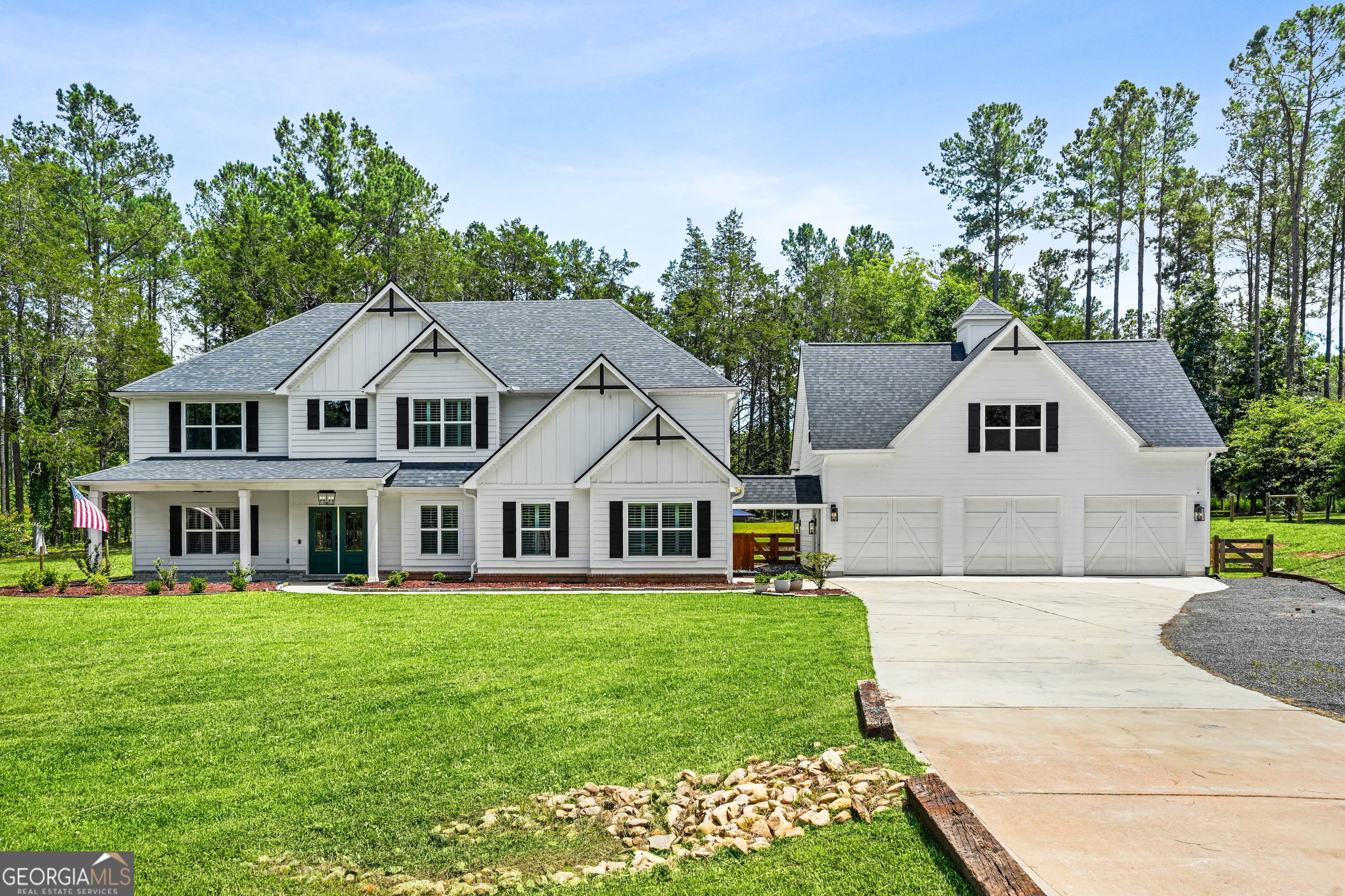 695 Dead Oak RD