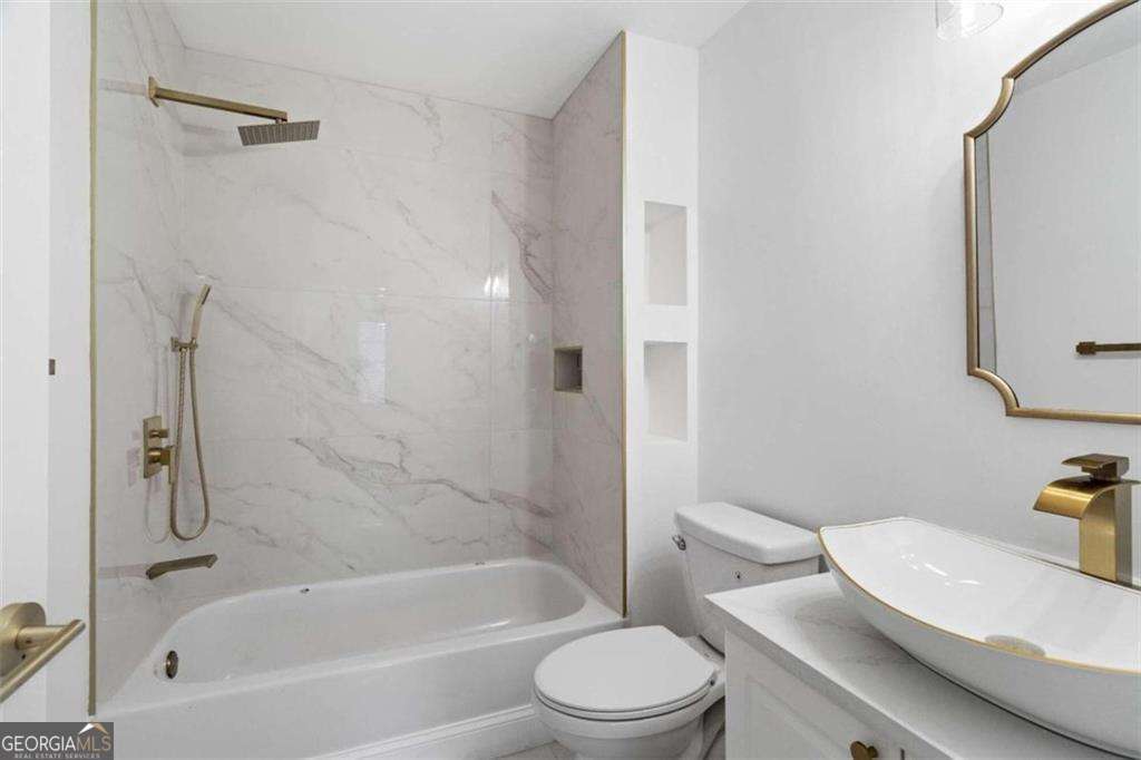 Summit Glen - Residential