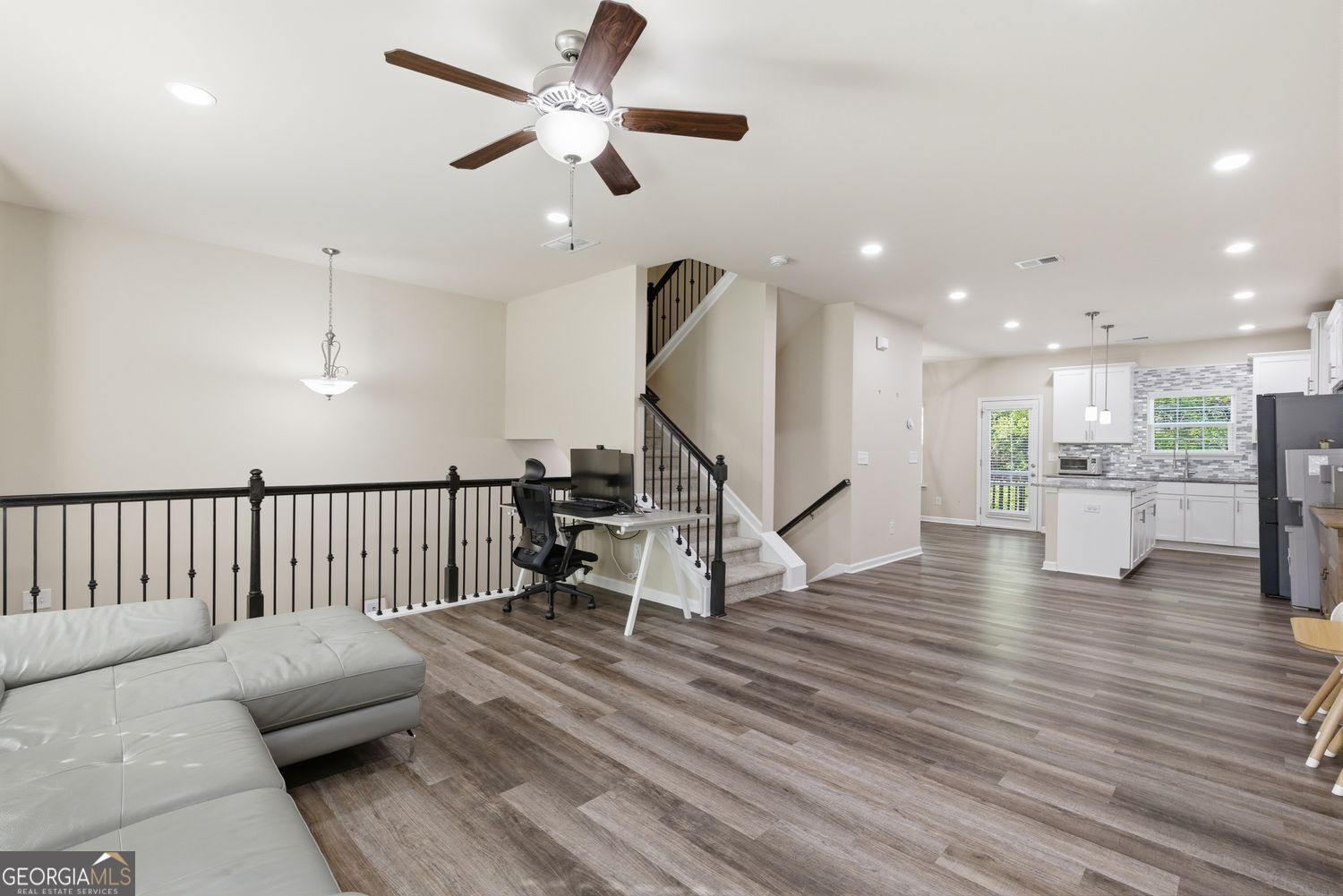 4322 Buford Valley WAY