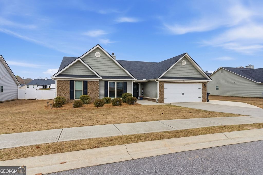 Photo of 844 River Mist Circle, Jefferson, GA 30549 (MLS # 10706331)