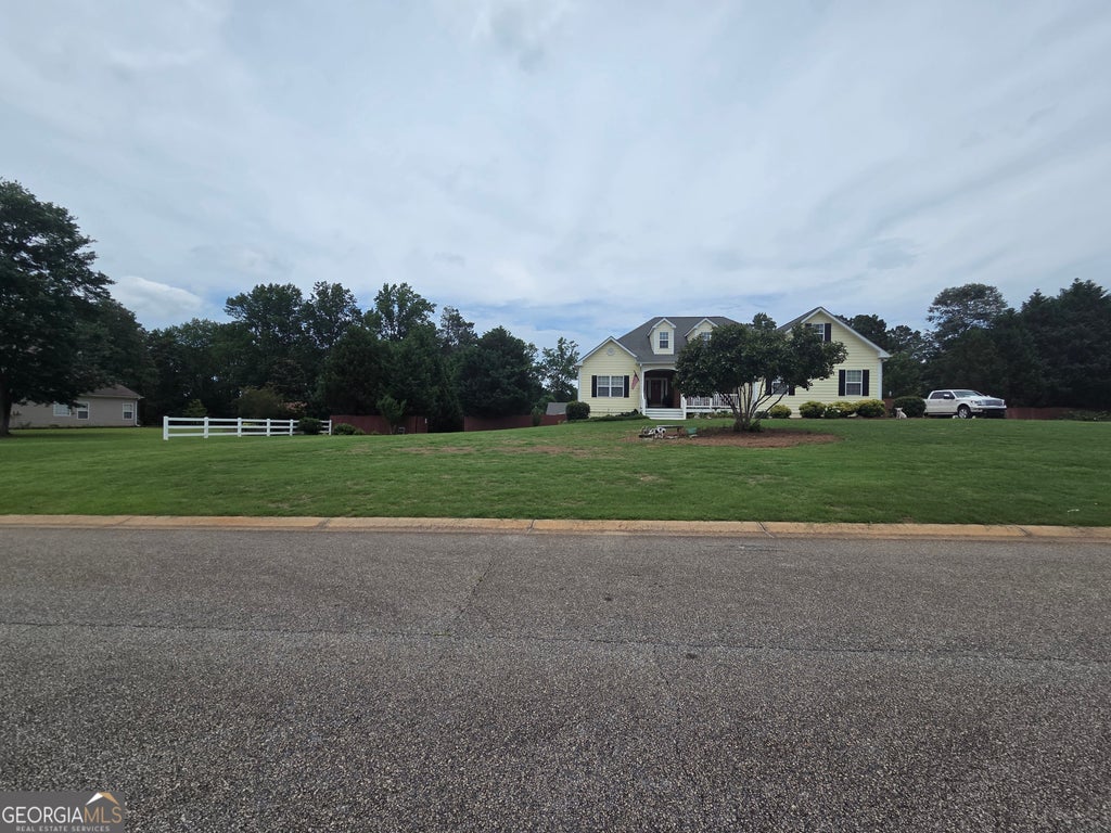 Photo of 250 Rock Mill Trail, Senoia, GA 30276 (MLS # 10786368)