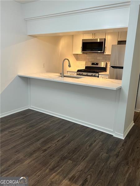 Country Place - Residential Lease