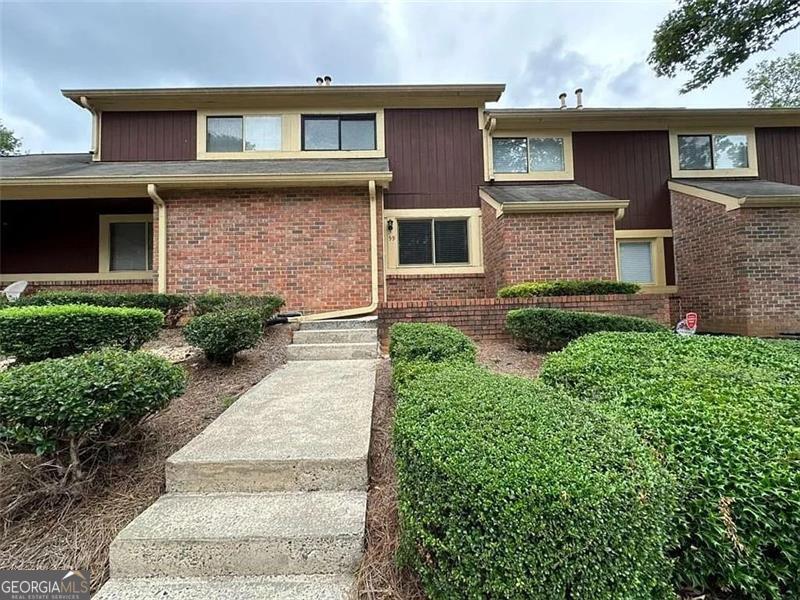 Country Place - Residential Lease