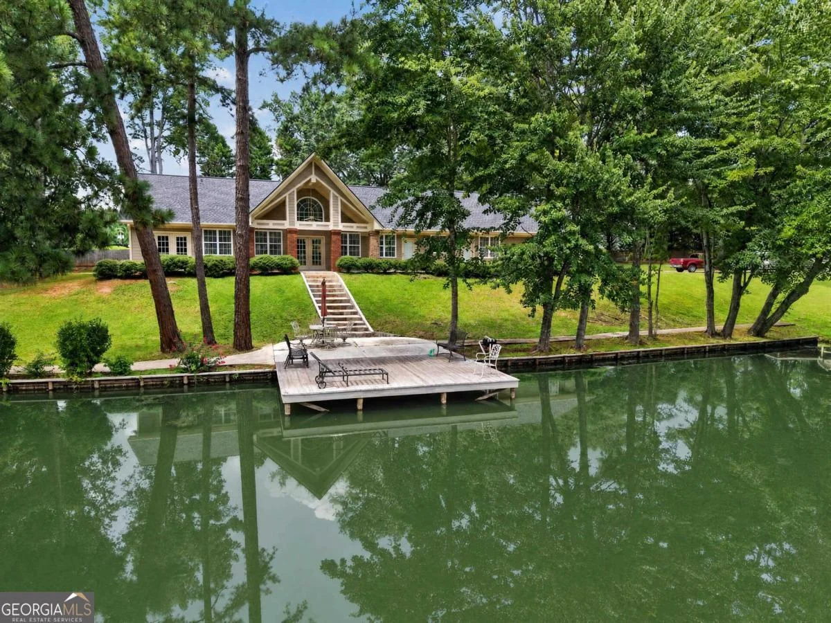 103 N Hidden Lake Drive