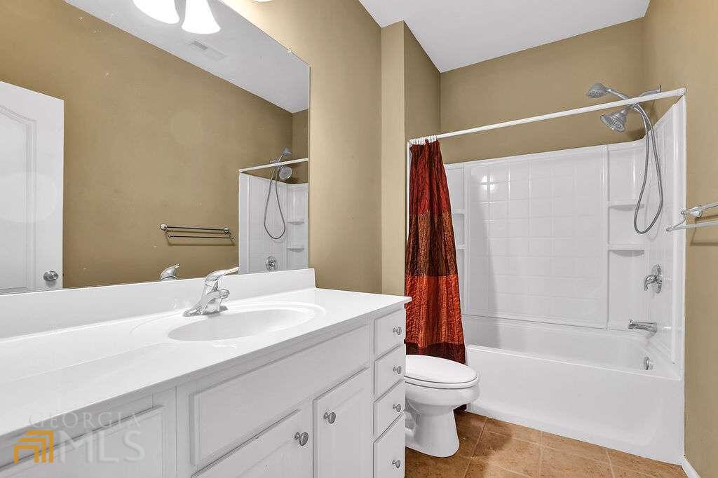 Bluffs At Lanier - Residential