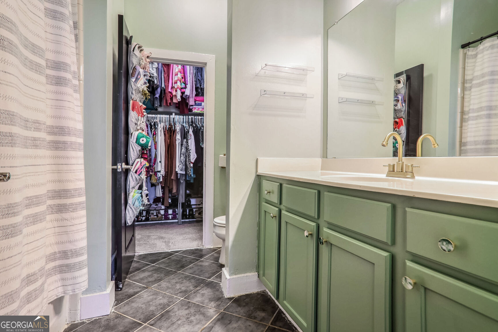 HILL STREET LOFT - Residential