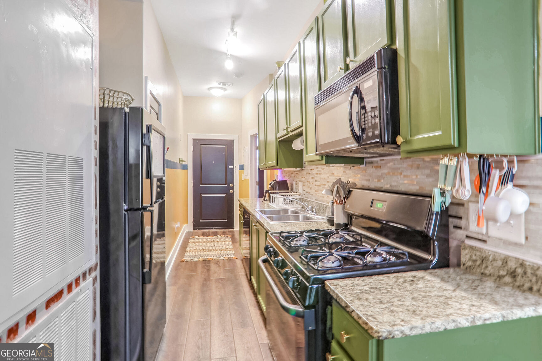 HILL STREET LOFT - Residential