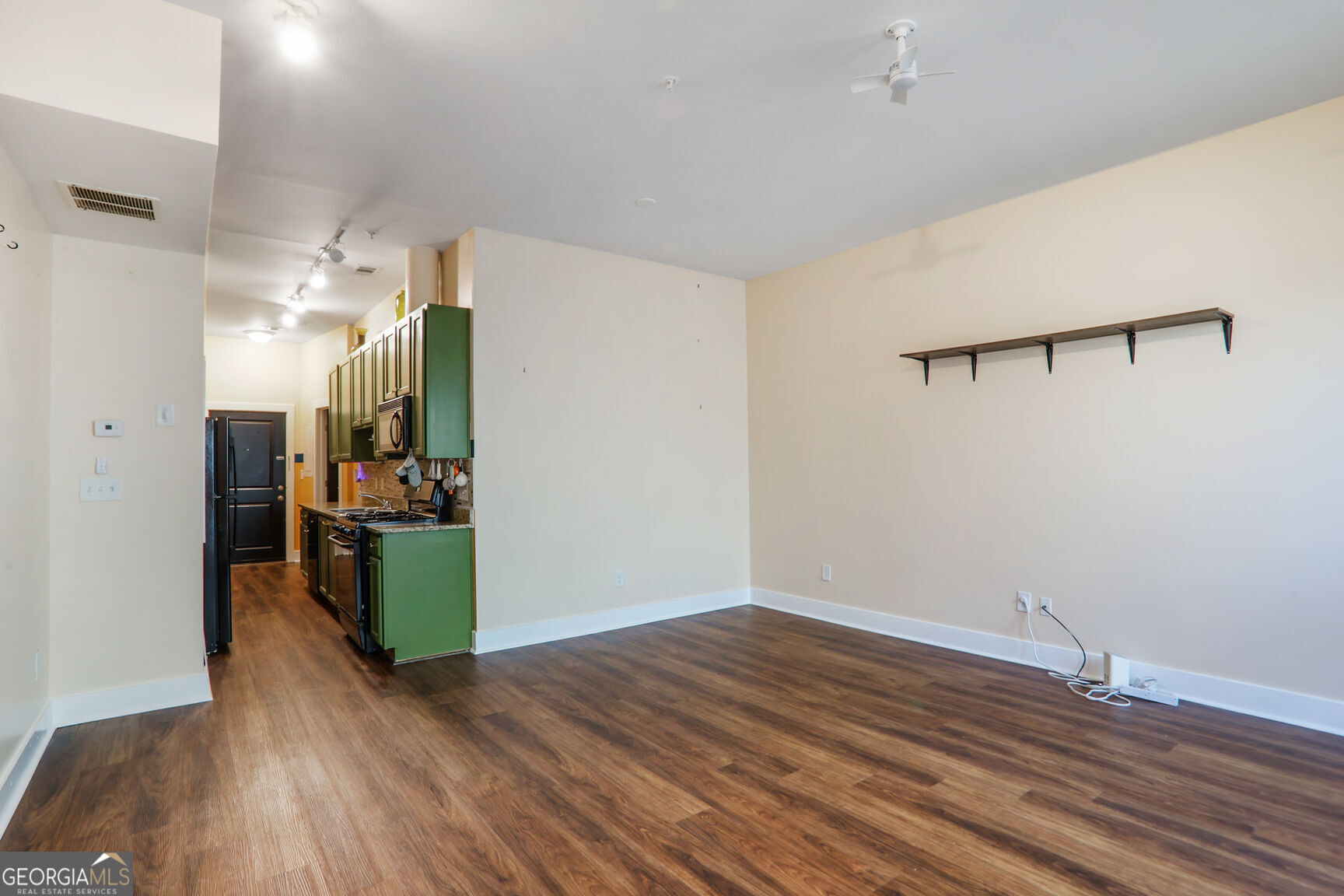 HILL STREET LOFT - Residential