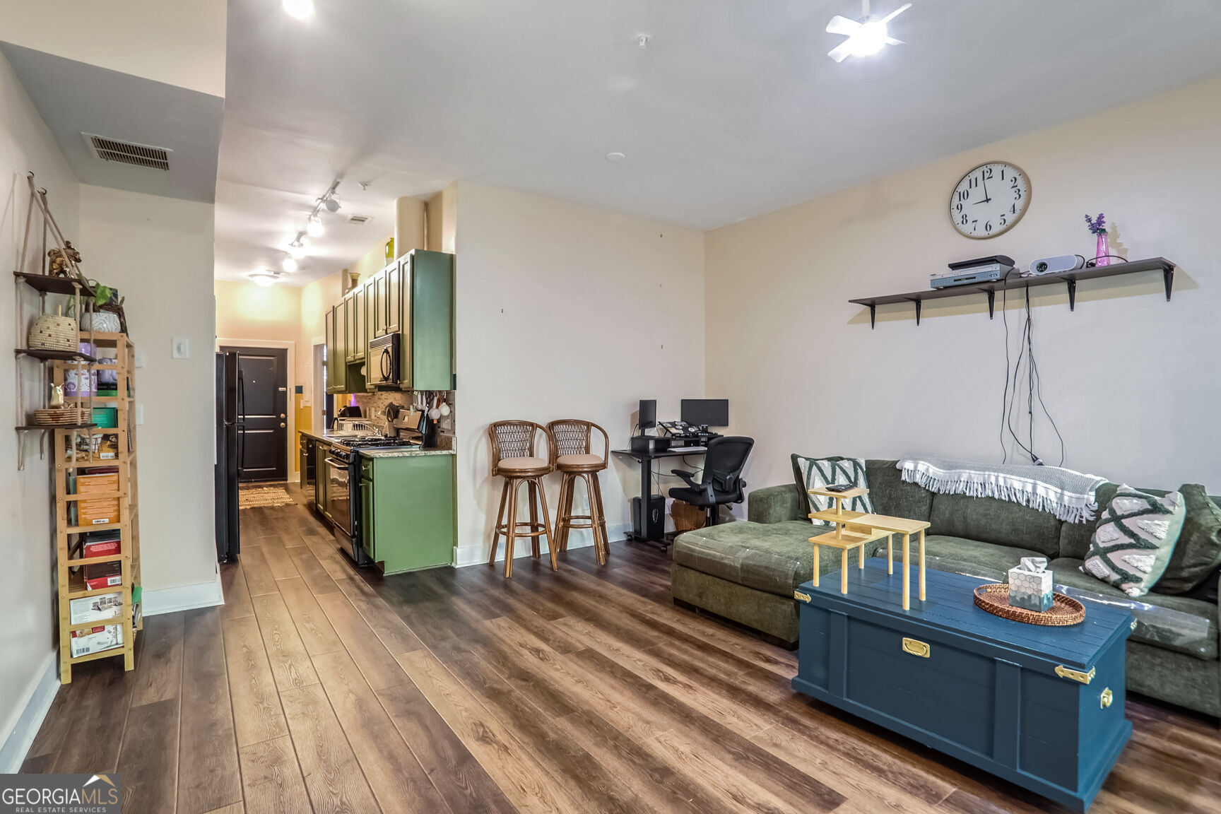 HILL STREET LOFT - Residential