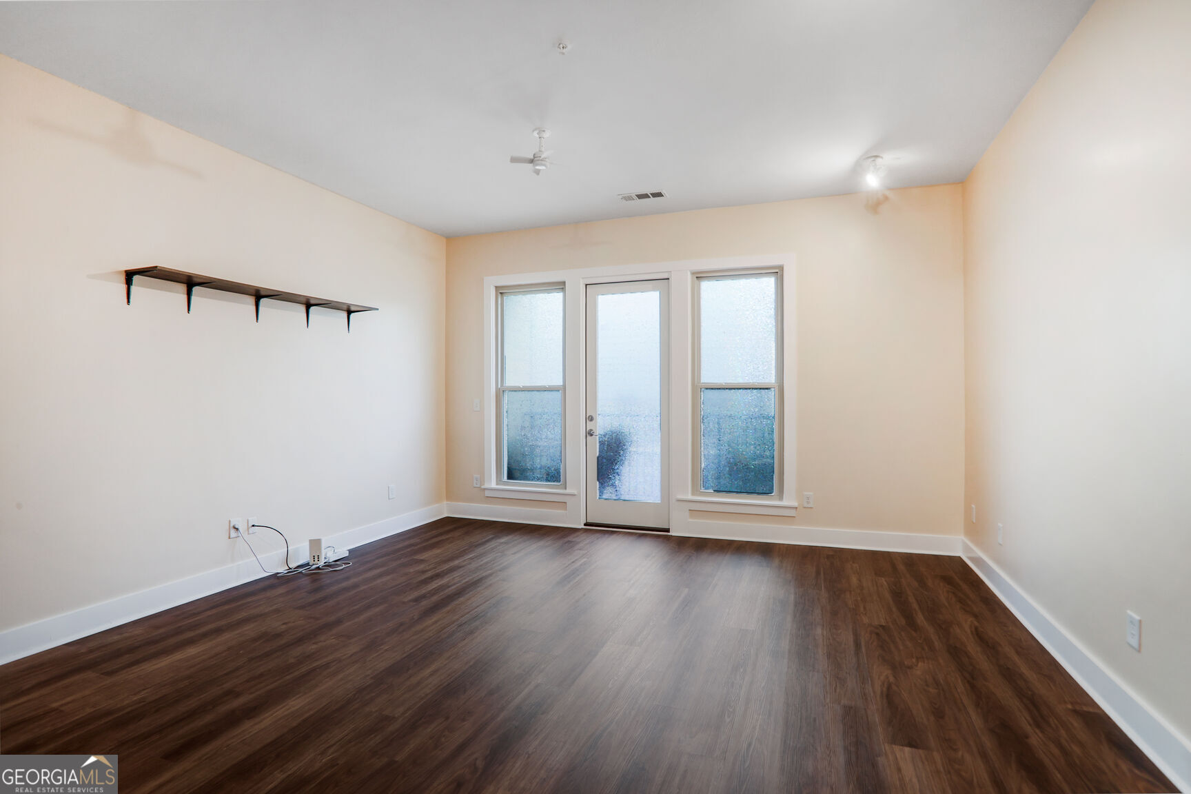 HILL STREET LOFT - Residential